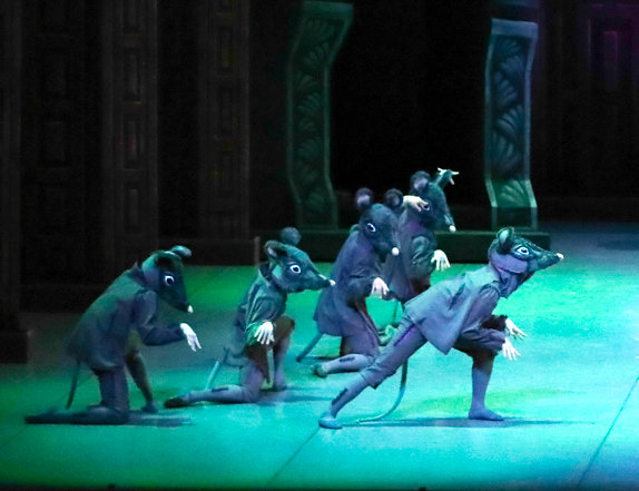20191215_Nutcracker_no.0579_photo_Kiyonori Hasegawa 2.jpg