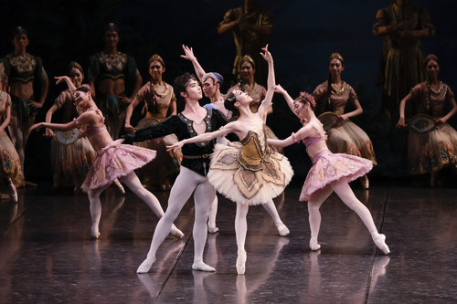 22-1012_LaBayadere_w0008(photo_Koujiro Yoshikawa).jpg
