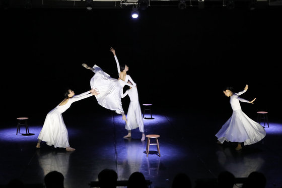 2019-01_コレオグラフィックプロジェクト_岡崎隼也振付_理由_2C8A0275_photo_Kiyonori Hasegawa.jpg