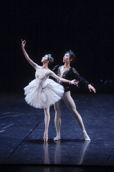 22-1014_La Bayadere_2063_Photo_Koujiro_Yoshikawa.jpg